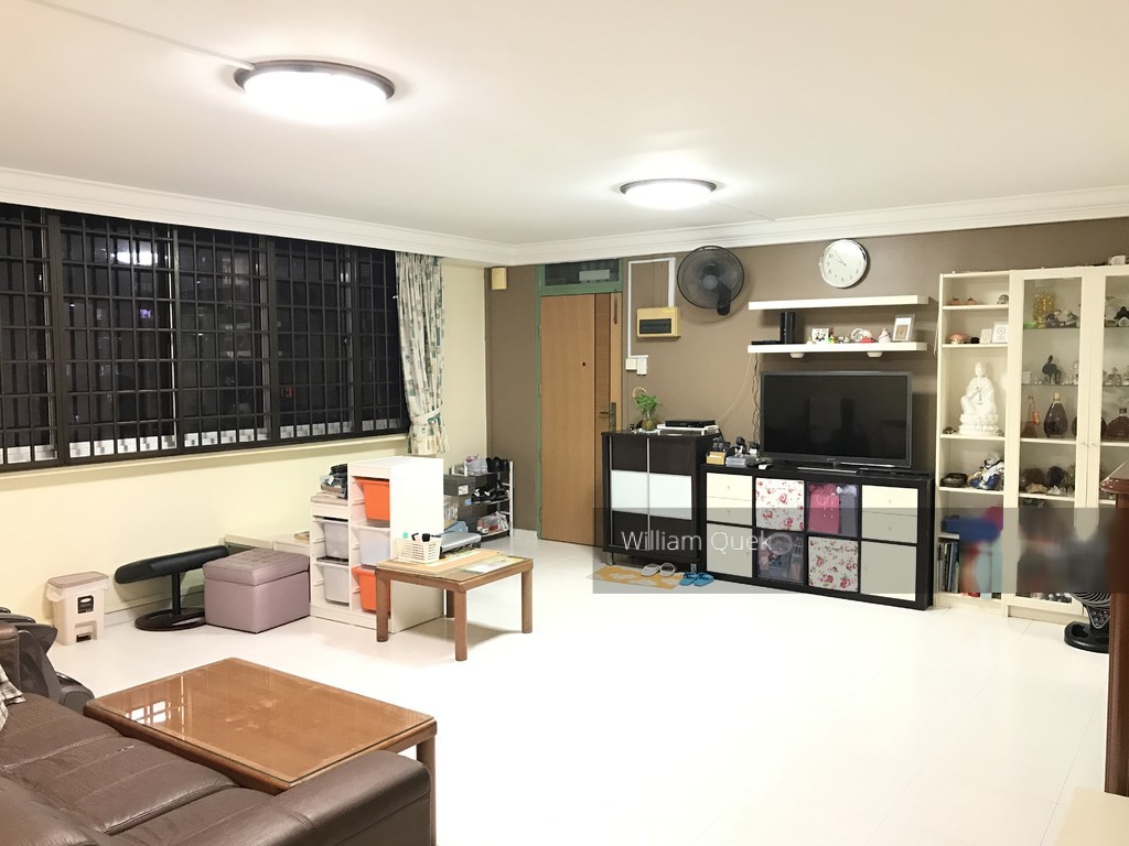 Hougang Avenue 4 thumbnail photo